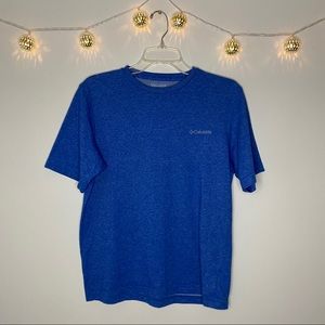 Columbia t shirt
